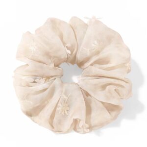 French-style Hairtie